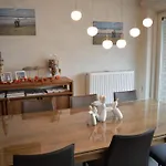Nieuwbouwappartement Met Zeezicht In Bad *