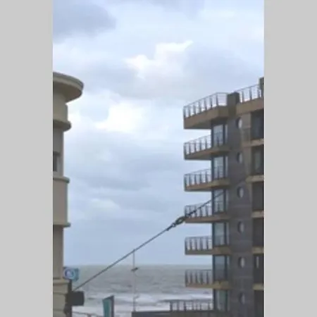 Nieuwbouwappartement Met Zeezicht In Bad