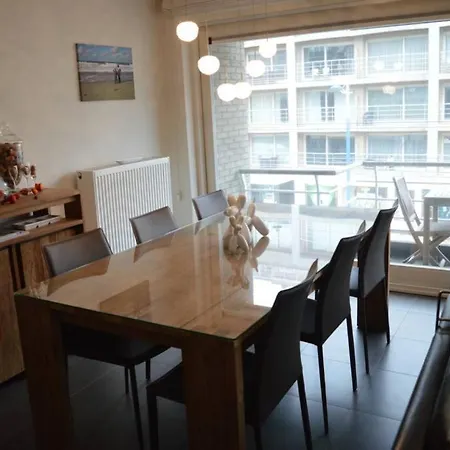 Nieuwbouwappartement Met Zeezicht In Bad Апартаменты Коксейде