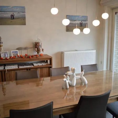 Nieuwbouwappartement Met Zeezicht In Bad *