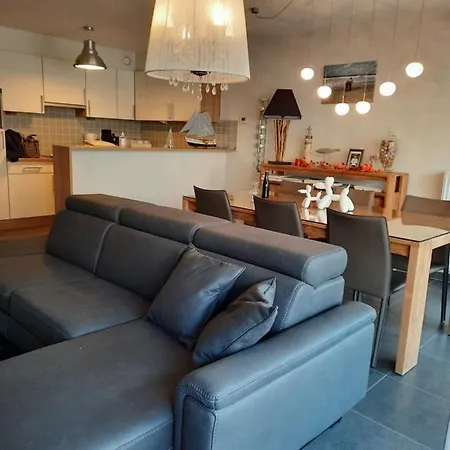 Апартаменты Nieuwbouwappartement Met Zeezicht In Bad *